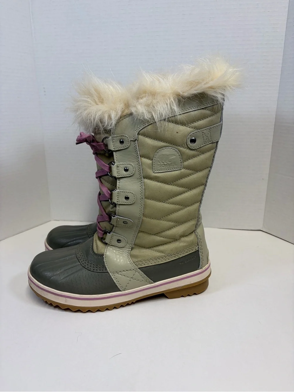 Sorel Olive and Pink Lace-Up Waterproof Winter Boots with Faux Fur Cuff